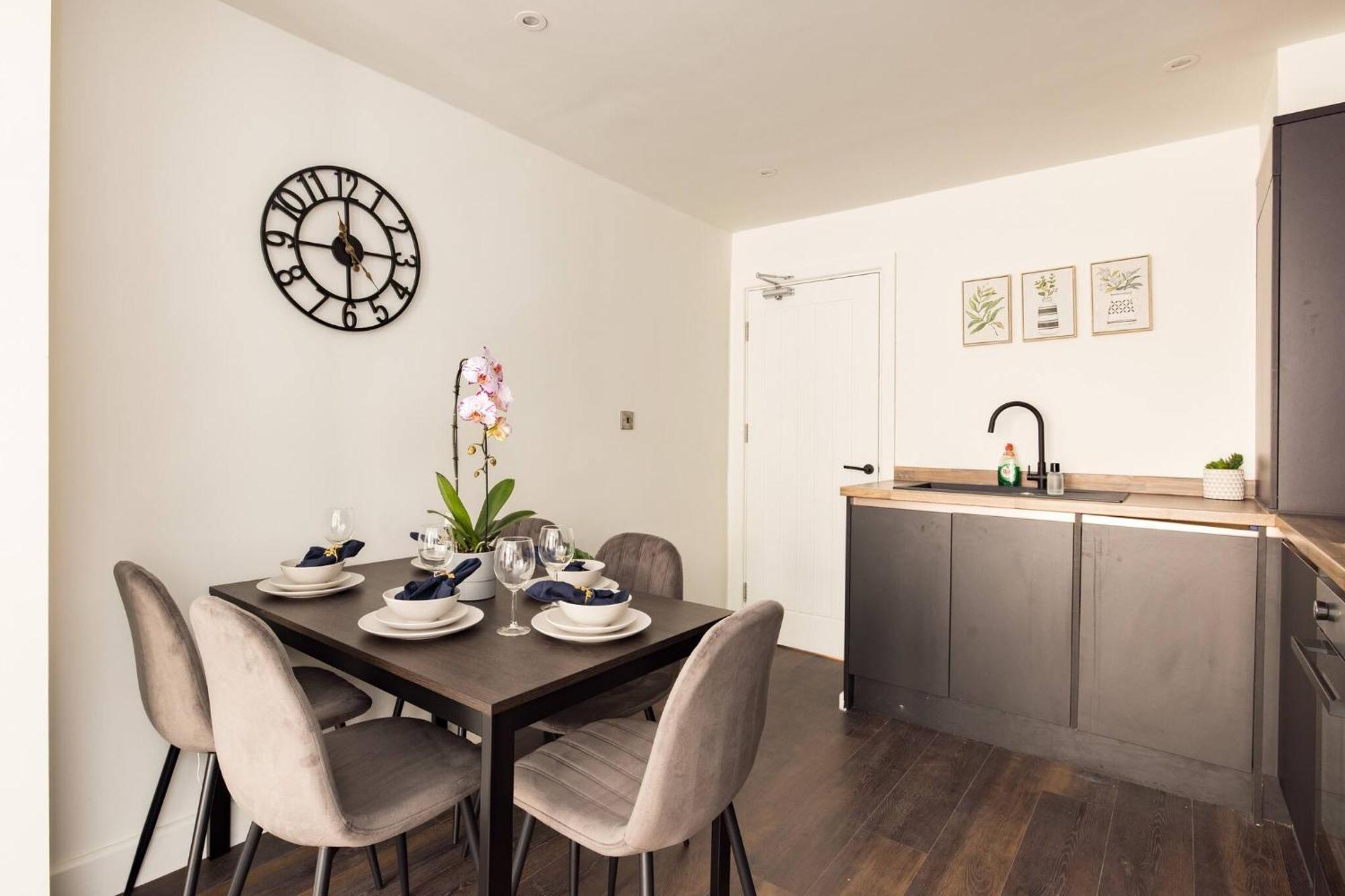 Wild Roses Serviced Apartments - Chelsea Londra Esterno foto