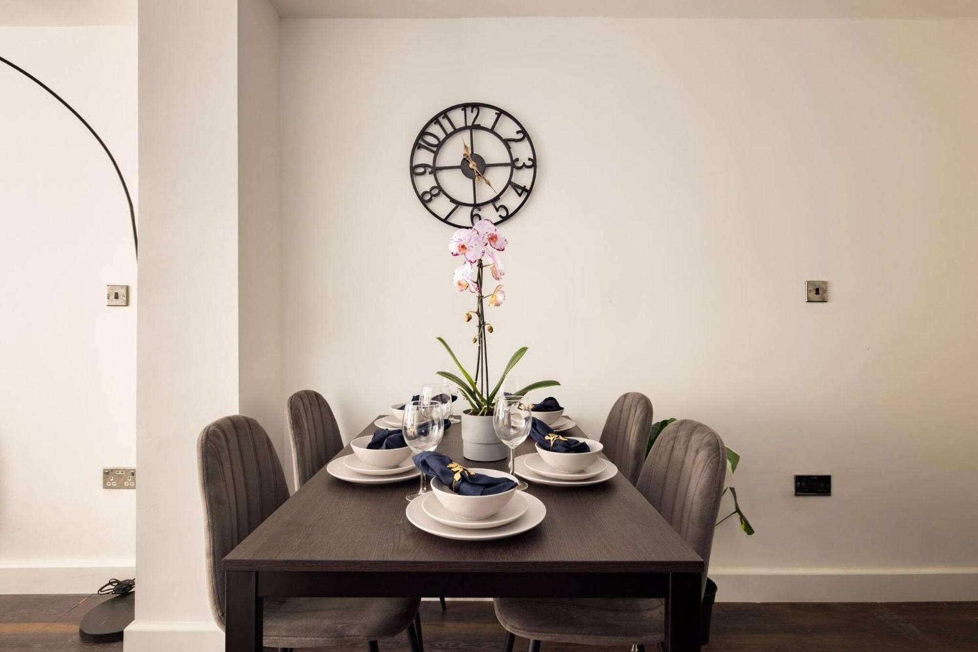Wild Roses Serviced Apartments - Chelsea Londra Esterno foto
