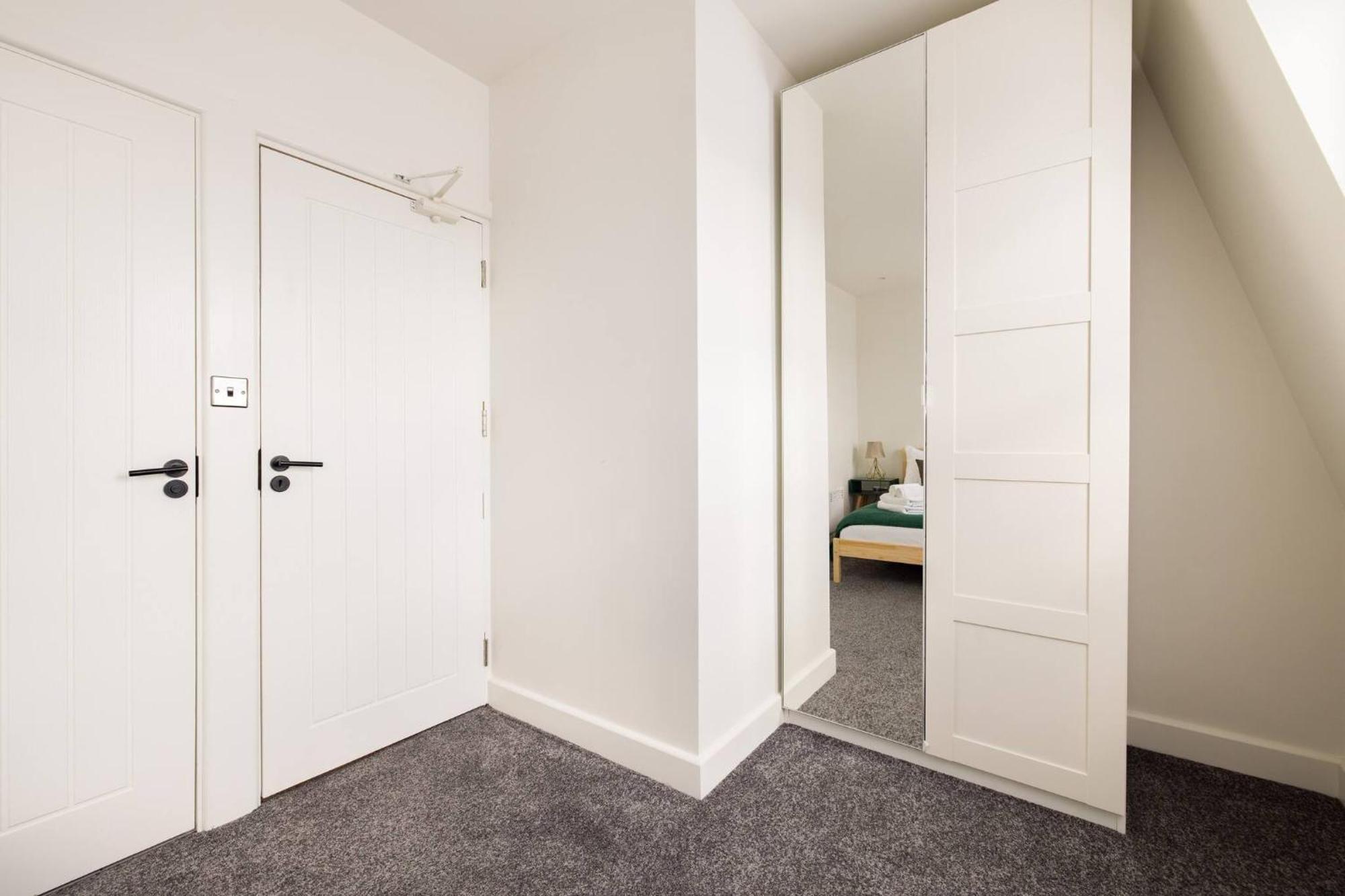Wild Roses Serviced Apartments - Chelsea Londra Esterno foto