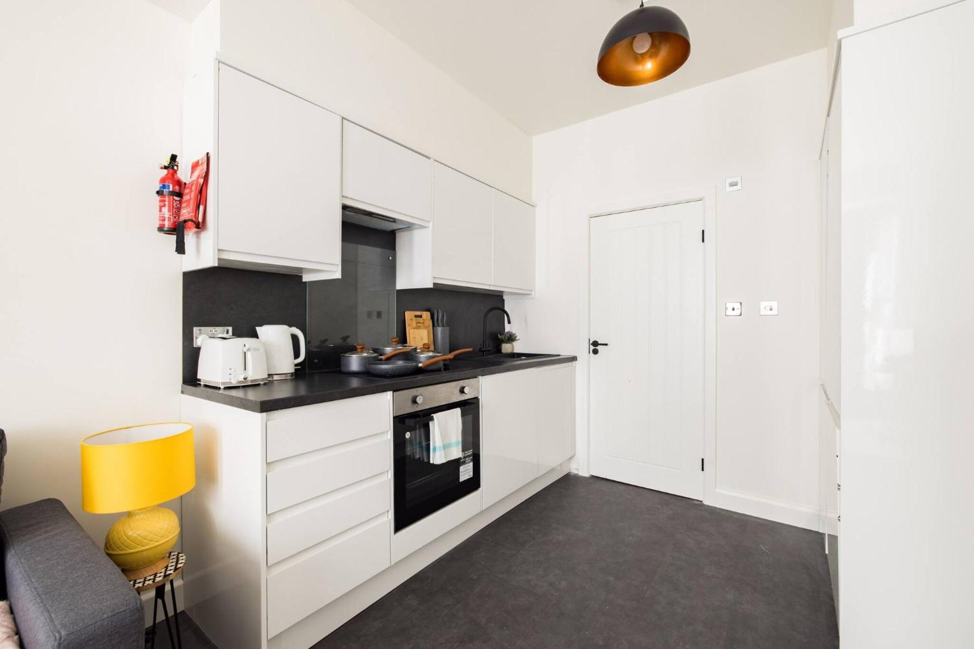 Wild Roses Serviced Apartments - Chelsea Londra Esterno foto